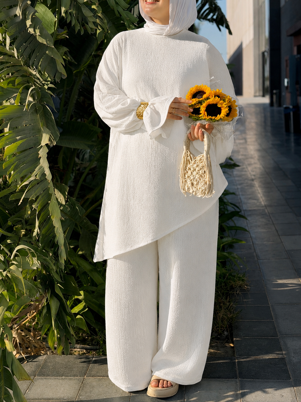 White Ripple suit
